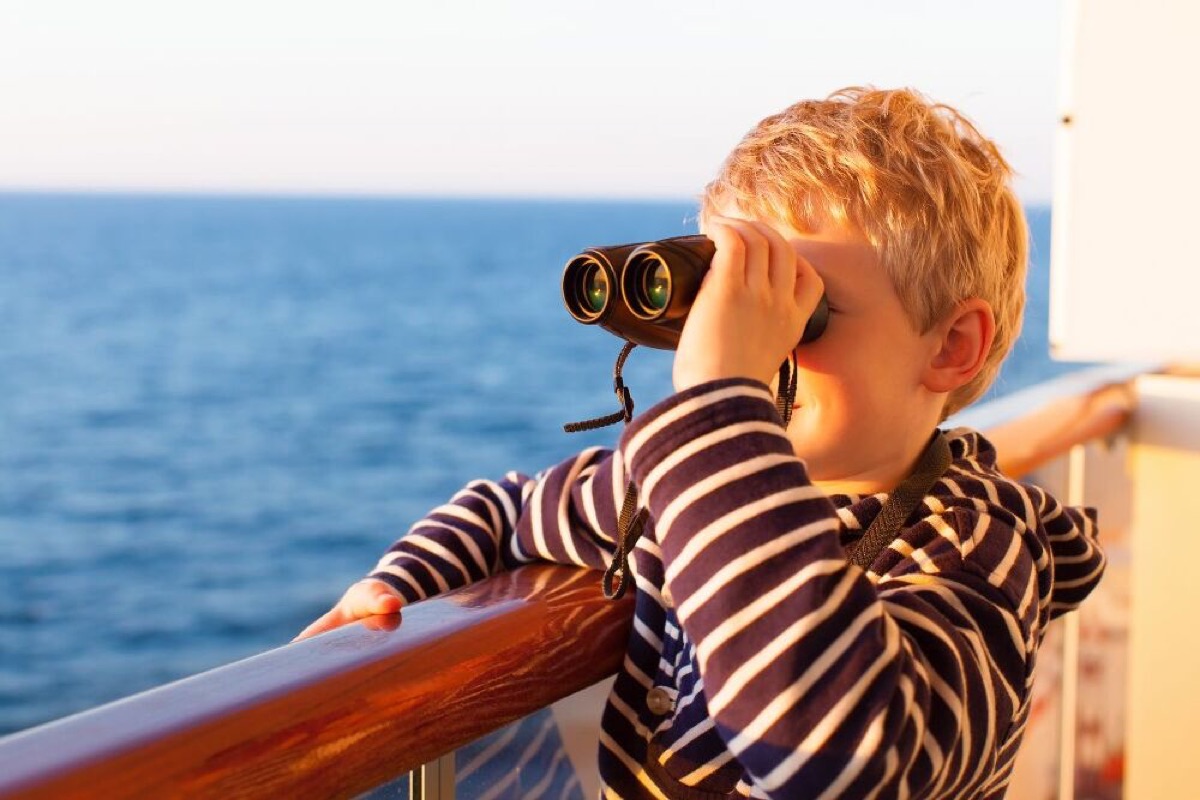 20 things you should never do in your cruise ship cabin